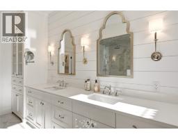5pc Ensuite bath - 4588 Sallows Road, Kelowna, BC V1W4C2 Photo 26
