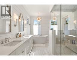 4588 Sallows Road, Kelowna, BC V1W4C2 Photo 29