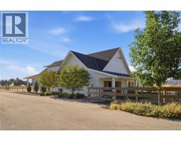4588 Sallows Road, Kelowna, BC V1W4C2 Photo 52