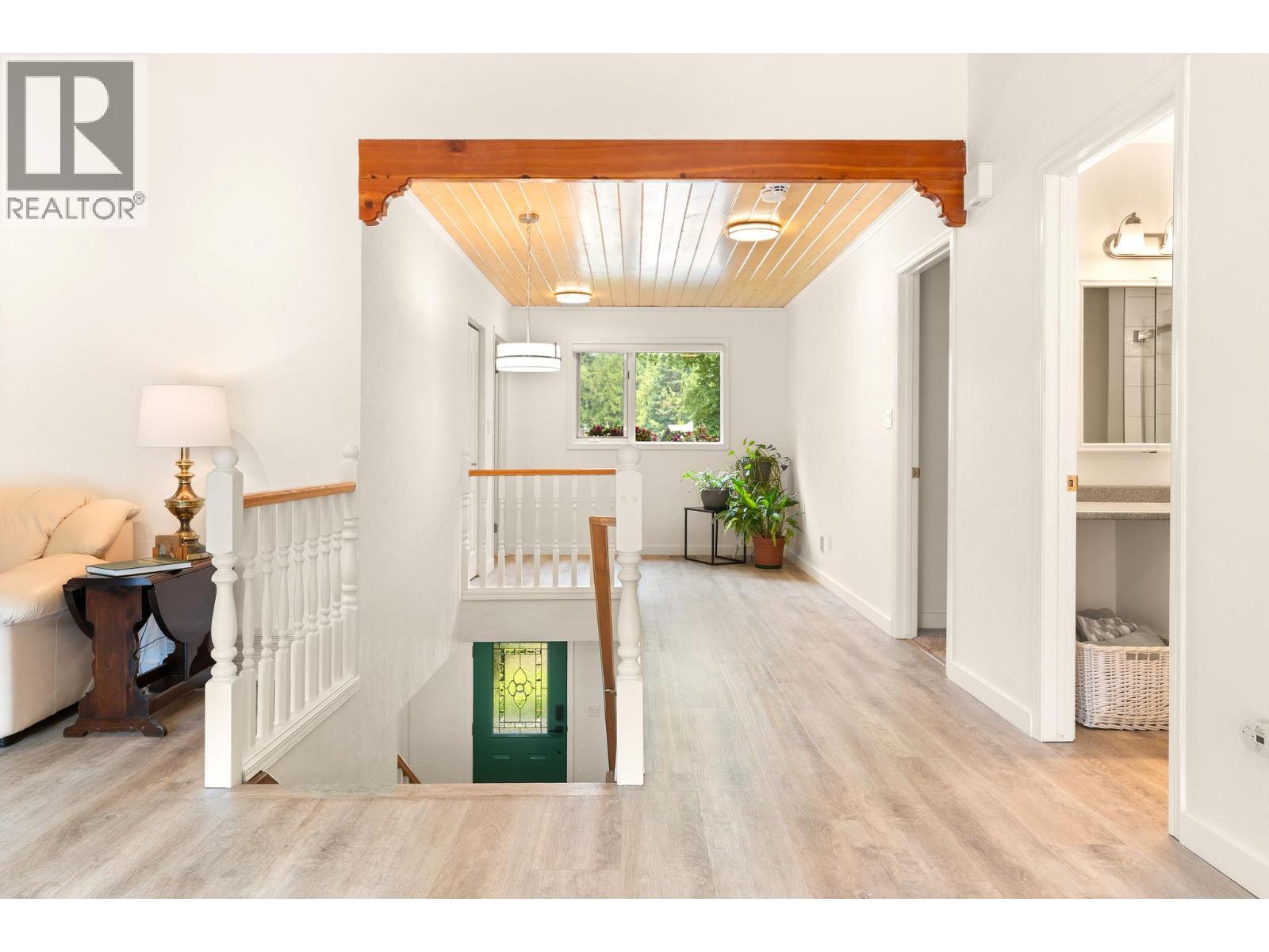 1587 Pratico Road, Revelstoke