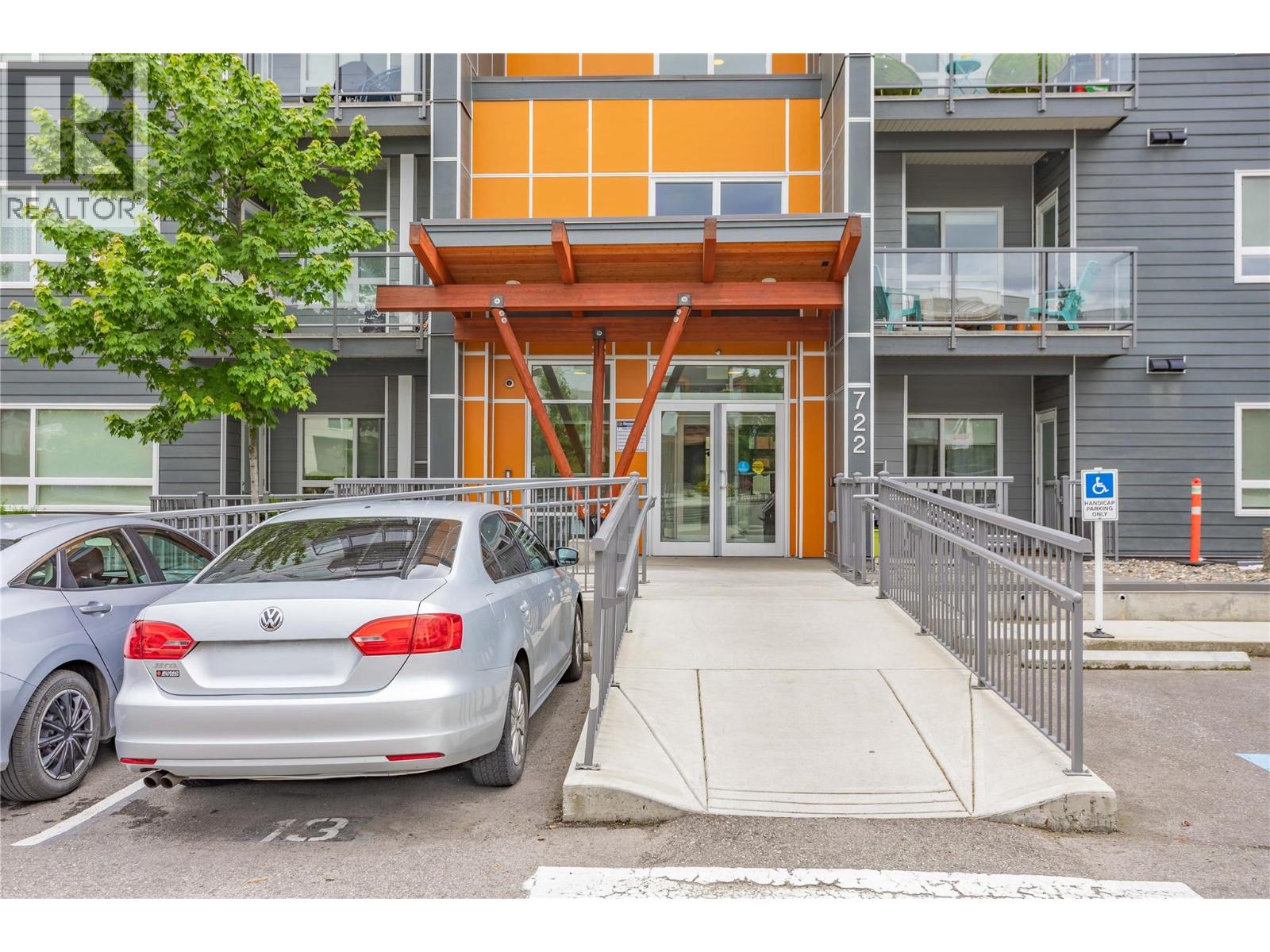 722 Valley Road Unit# 200, Kelowna