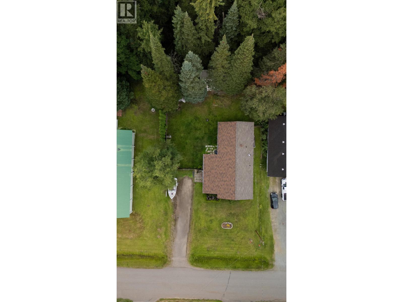 4016 DIAMOND DRIVE - 21