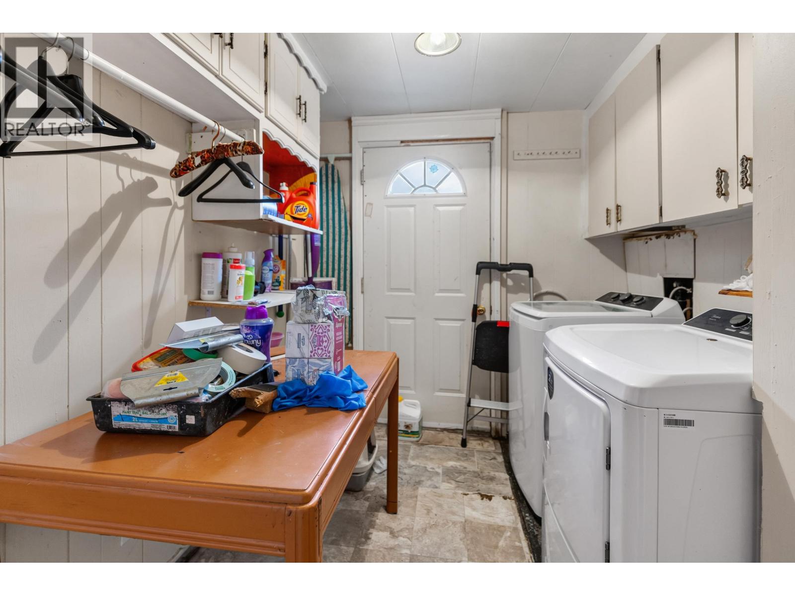 4016 DIAMOND DRIVE - 17