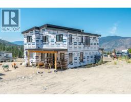 126 Deer Place, Penticton, BC V2A0J8 Photo 11