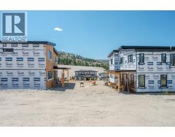 126 Deer Place, Penticton, BC V2A0J8 Photo 12
