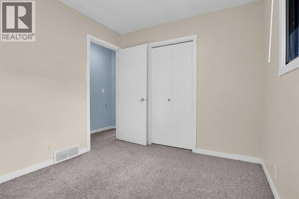 6 Jensen Crescent NE - Image 15