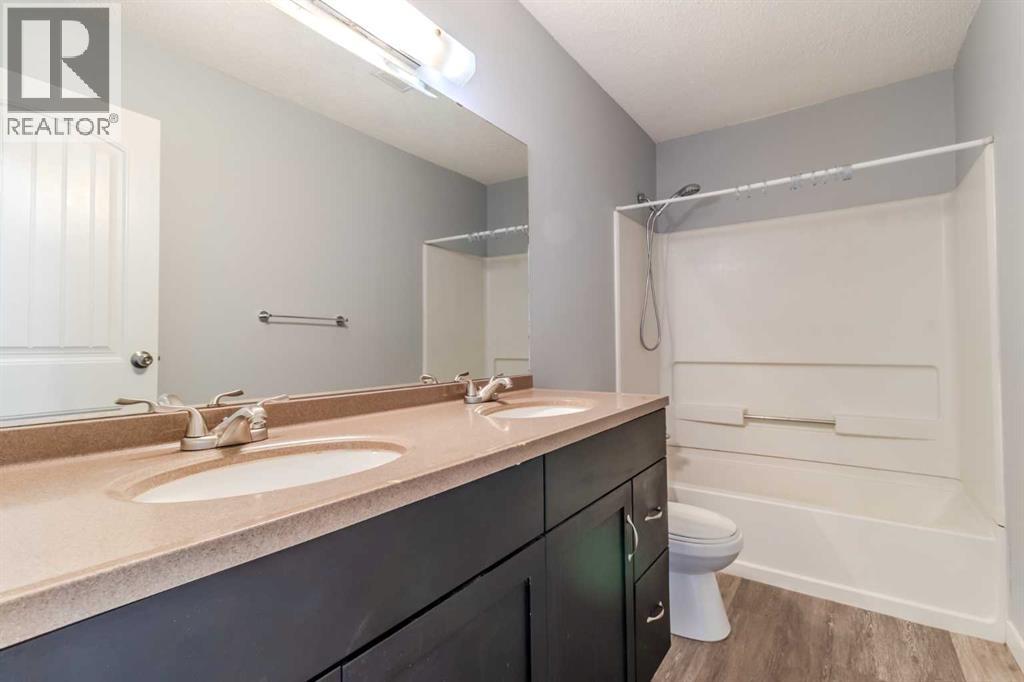 204 Northey Avenue, Red Deer