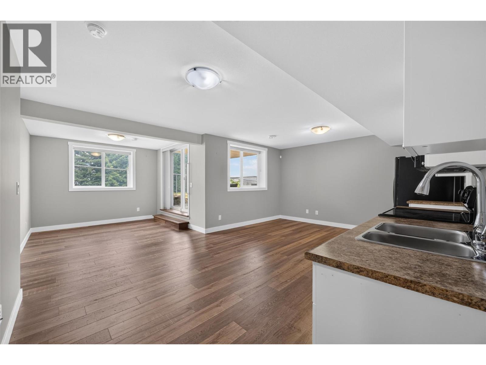 1791 10 Street SW Unit# 27, Salmon Arm