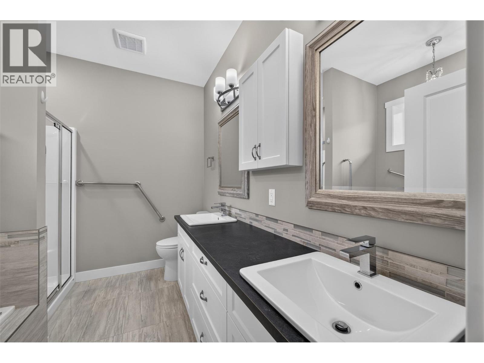 1791 10 Street SW Unit# 27, Salmon Arm