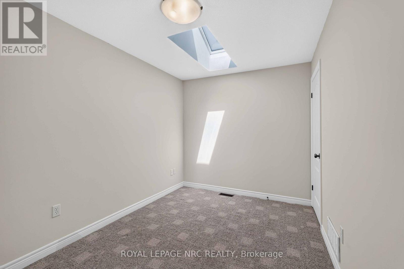 82 MAPLE STREET - 24