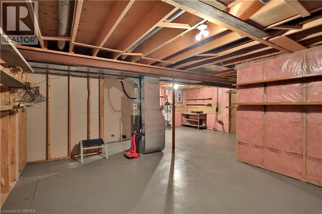 46 ANDERSON Avenue - 31