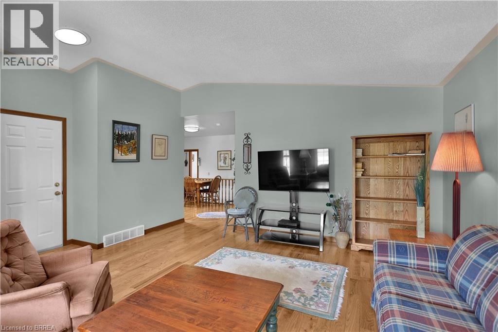 46 ANDERSON Avenue - 6