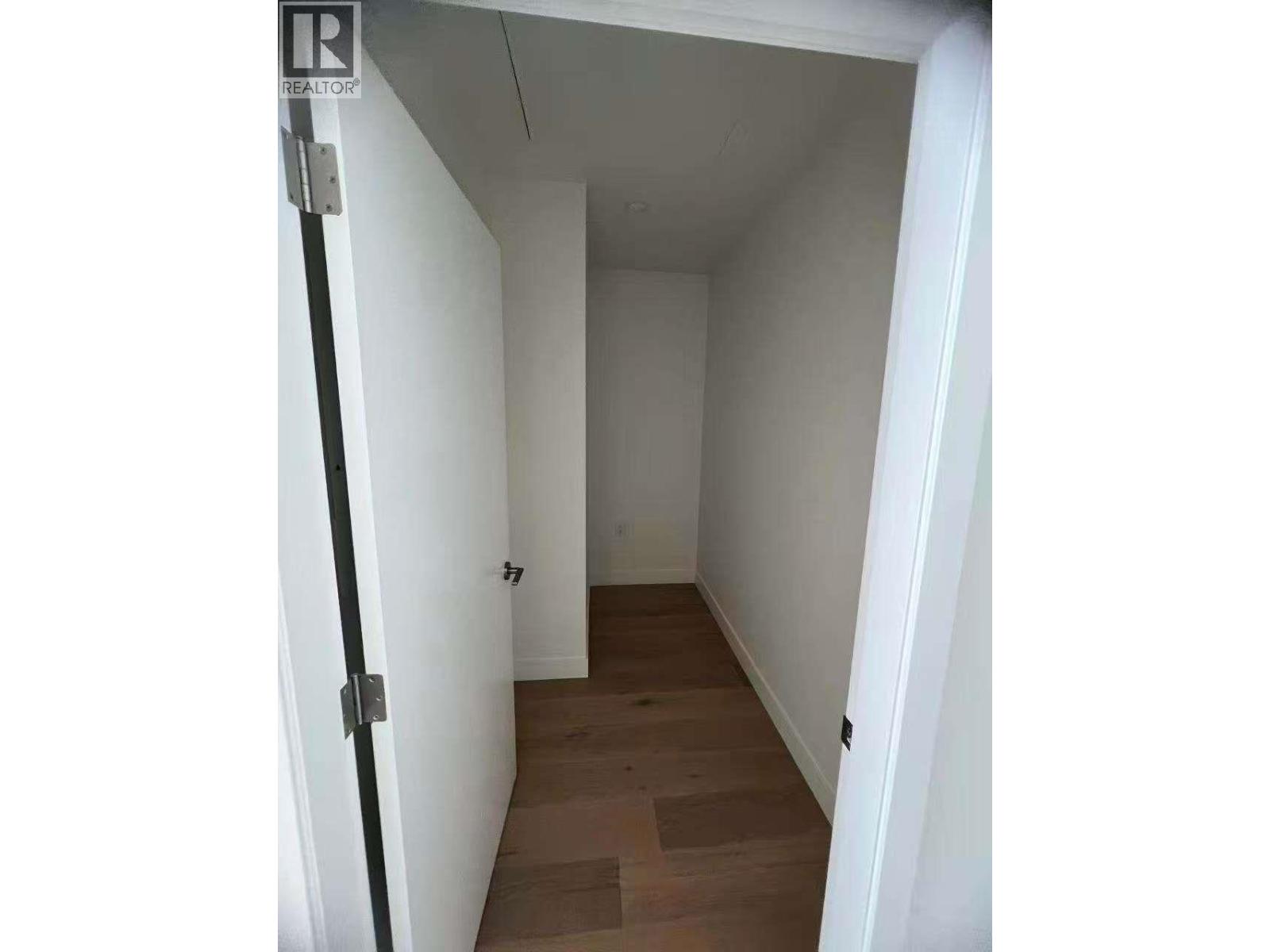 1xx 5212 CAMBIE STREET, Vancouver