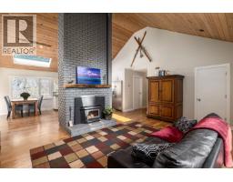 1302 Adams Road, Bowen Island, BC V0N1G2 Photo 11