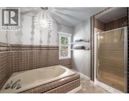 1302 Adams Road, Bowen Island, BC V0N1G2 Photo 18
