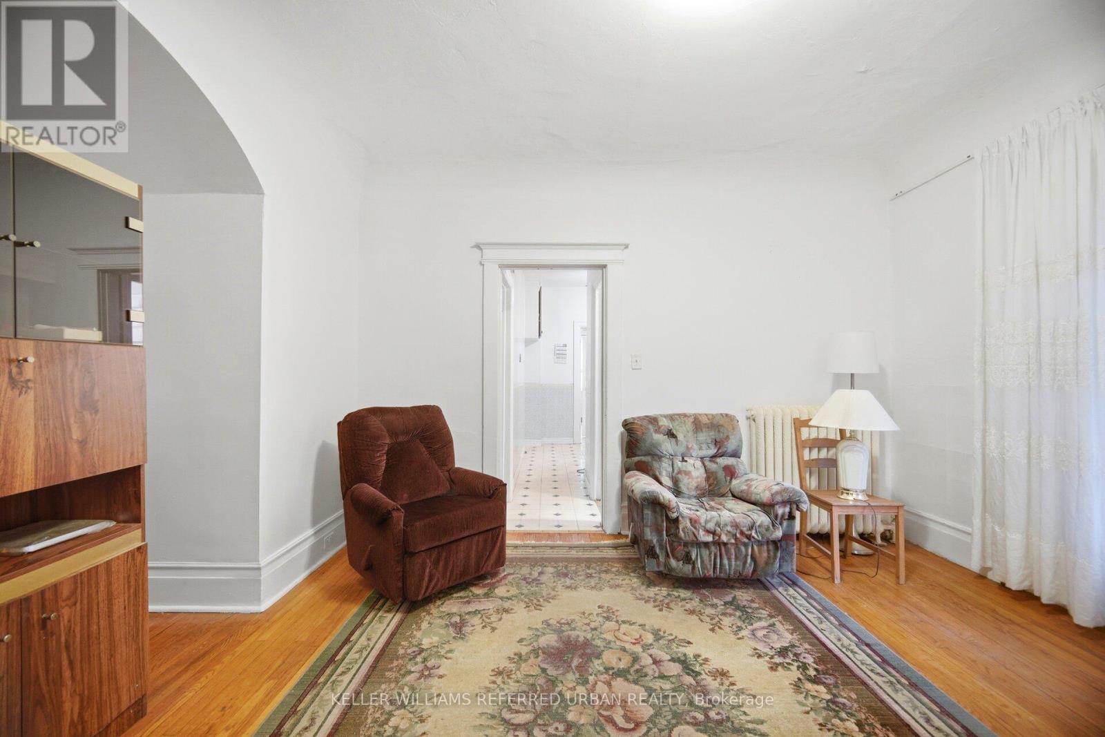 126 CLOSE AVENUE - 7