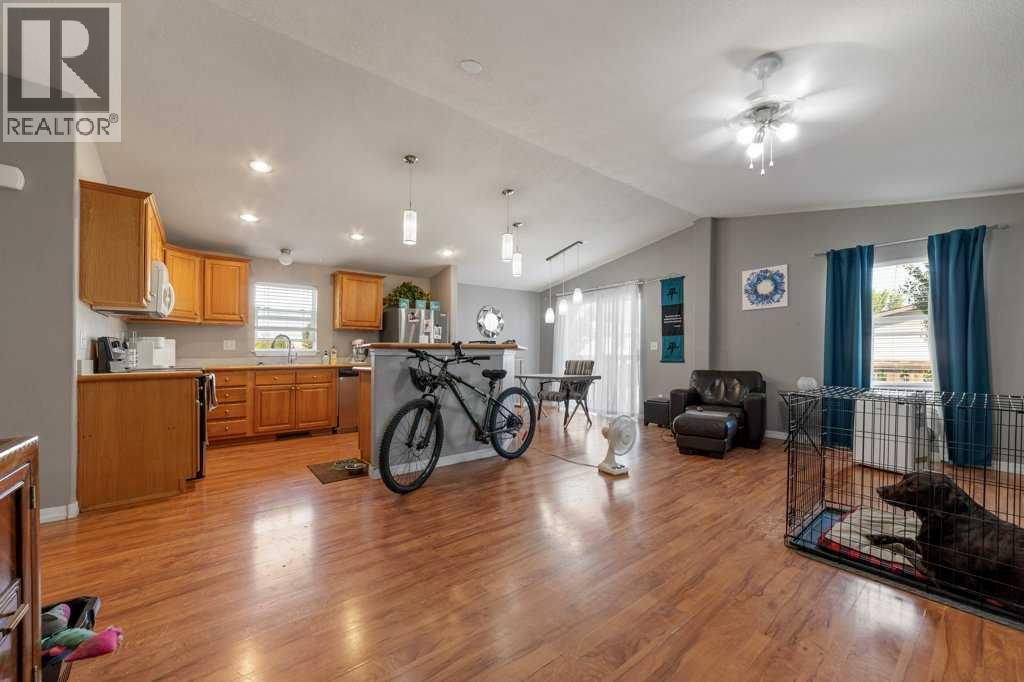 414 Conductor Boulevard photo 3