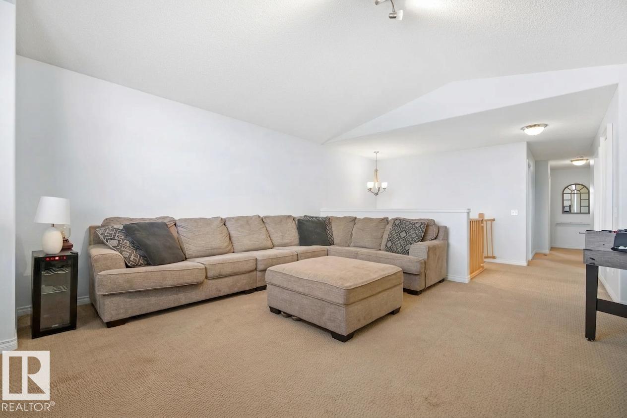 1212 37C AV NW - Image 22