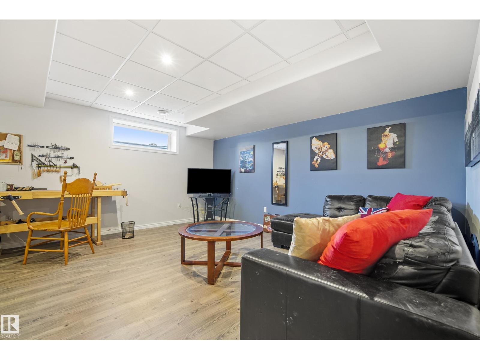 1212 37C AV NW - Image 34