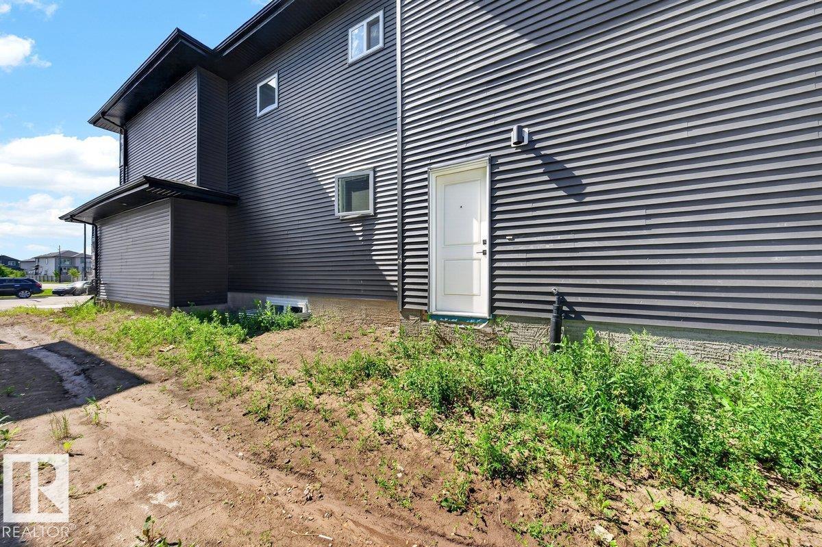 6001 19 ST NE - 22