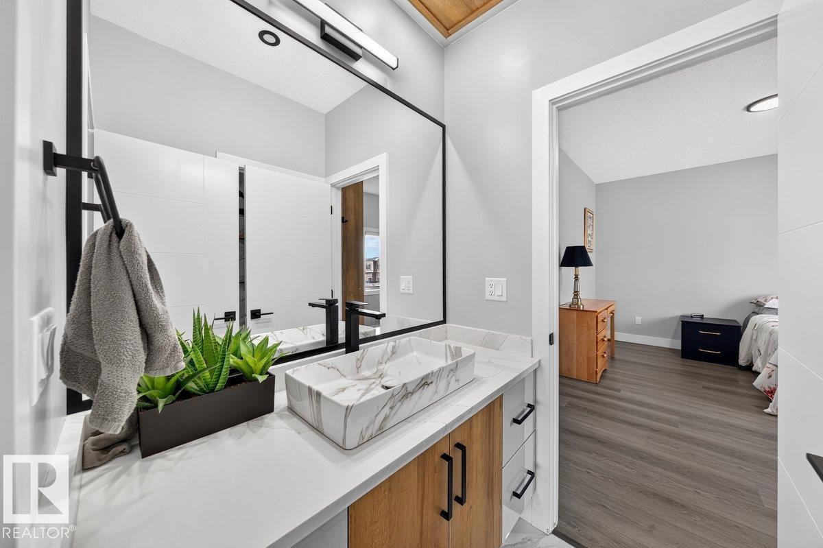 6001 19 ST NE - 28