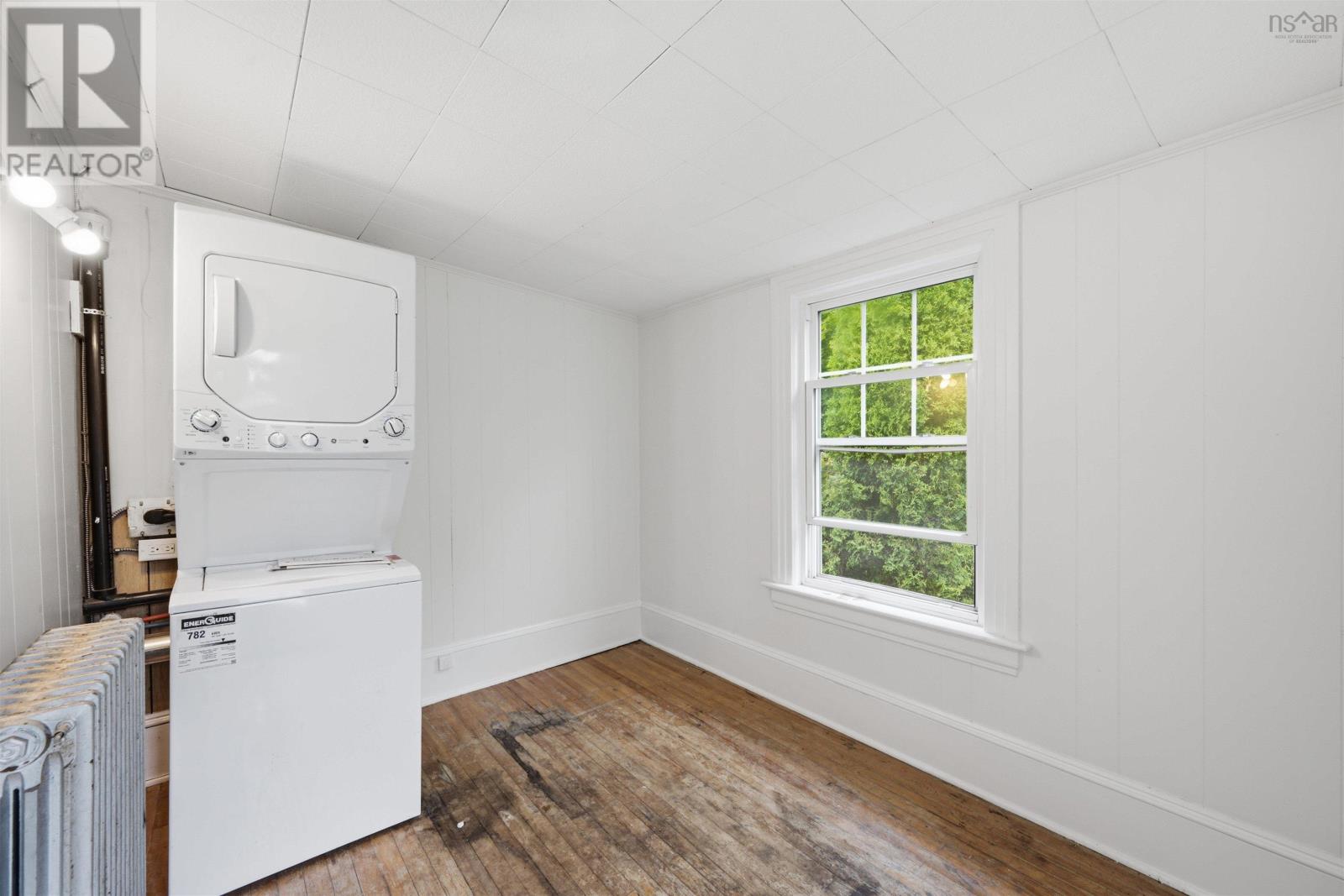 1747 Vernon Street - 24
