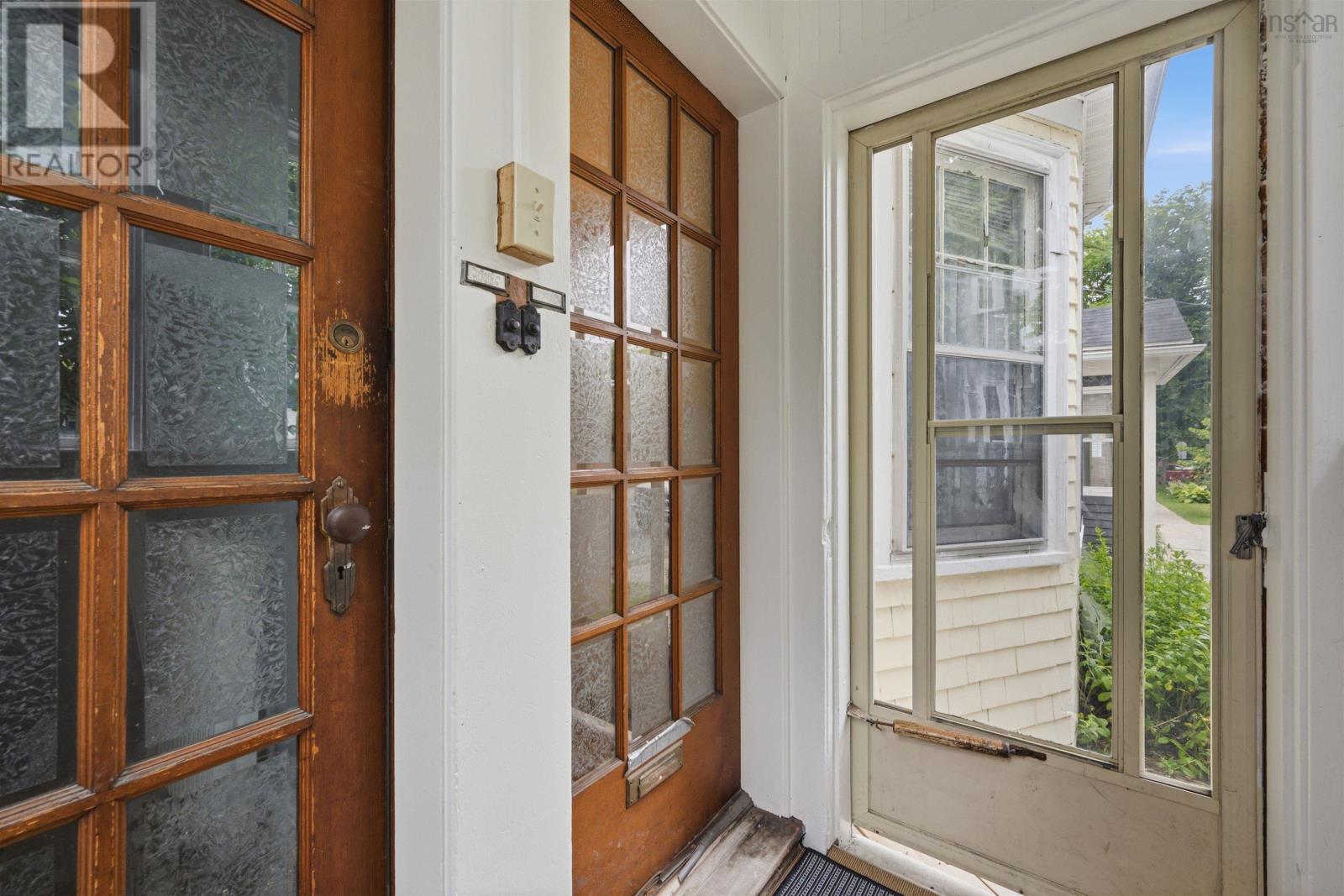 1747 Vernon Street - 3
