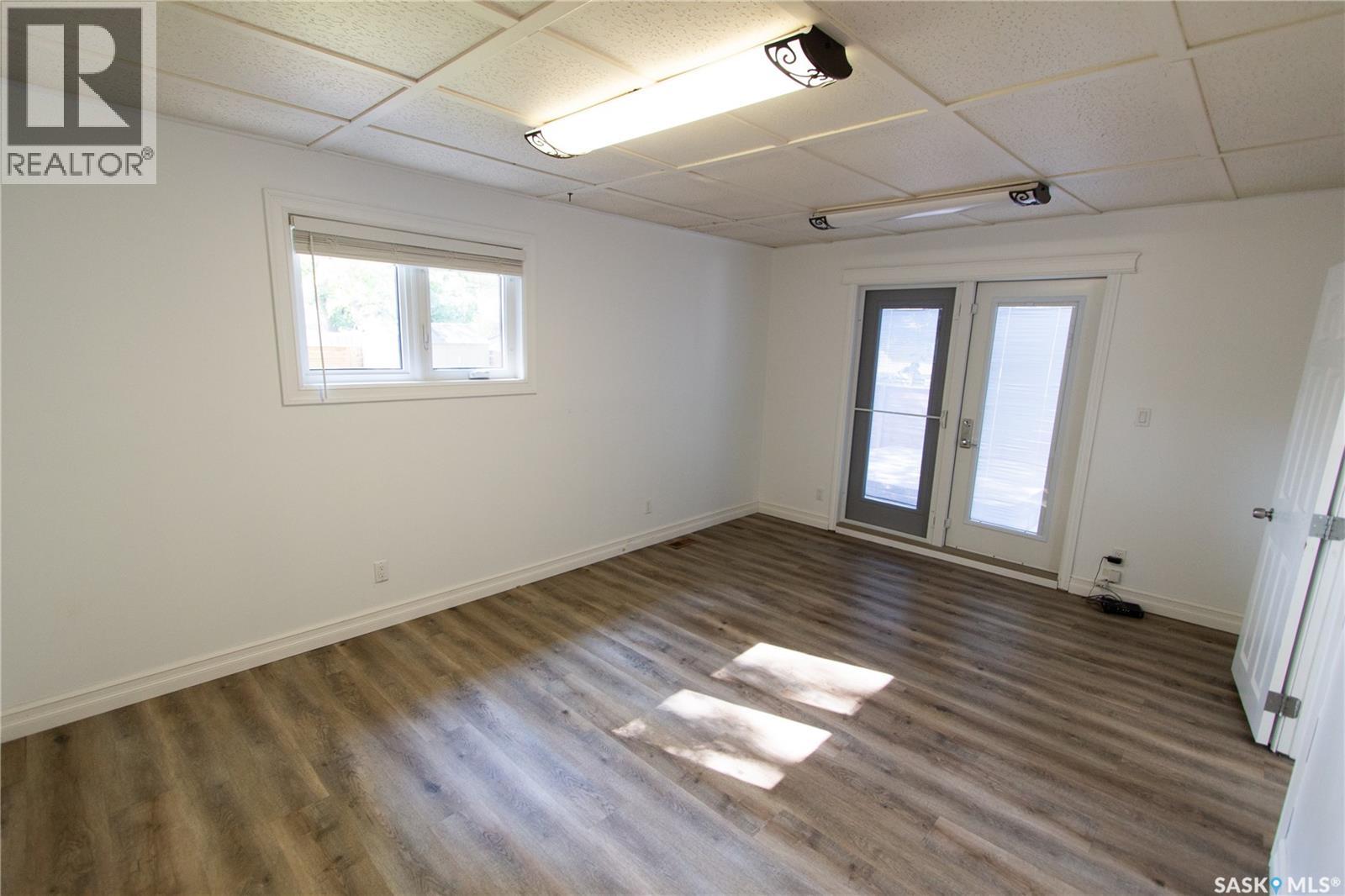 376 6th AVENUE NW - Image 14