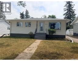 225 Dominion Road, Assiniboia, SK S0H0B0 Photo 41