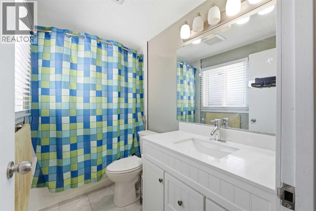 227 Abalone Place NE - 16