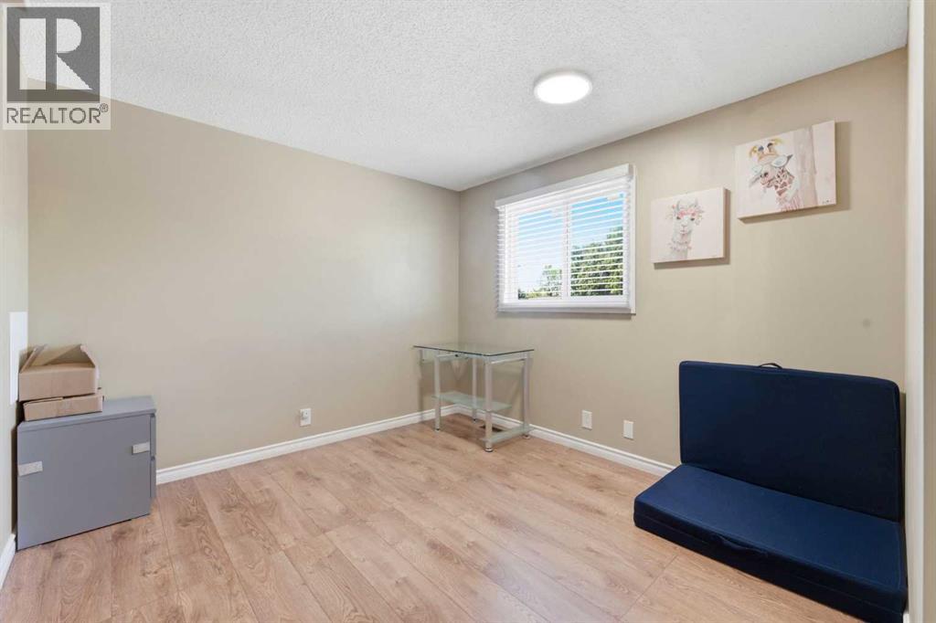 227 Abalone Place NE - 19