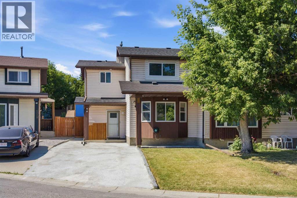 227 Abalone Place NE - 2