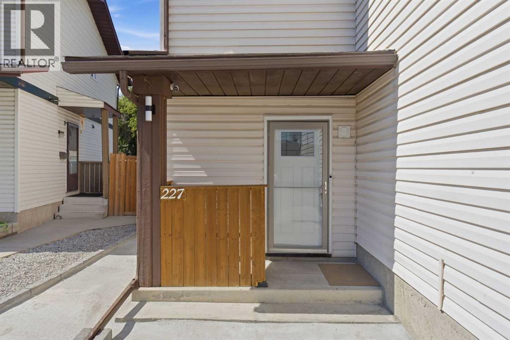 227 Abalone Place NE - 3