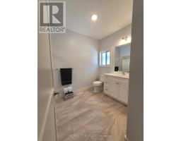 Laundry room - 355 Northport Drive, Saugeen Shores, ON N0H2C8 Photo 7