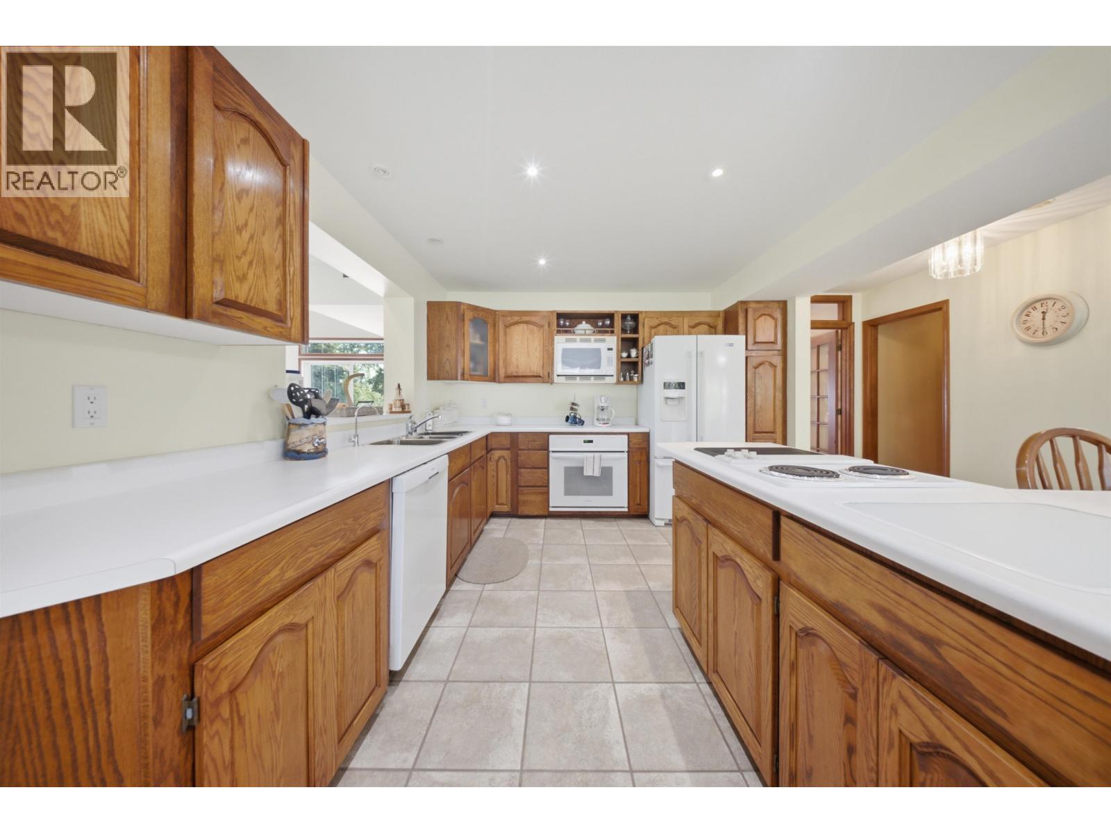 13056 TAMARACK AVENUE - Image 16