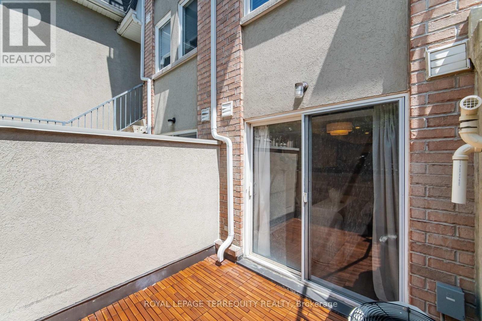 #148 10 MERCHANT LANE - Image 32