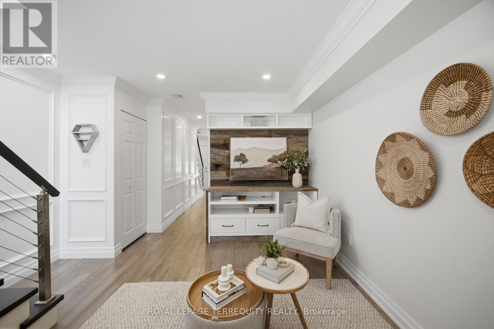 #148 10 MERCHANT LANE - Image 9
