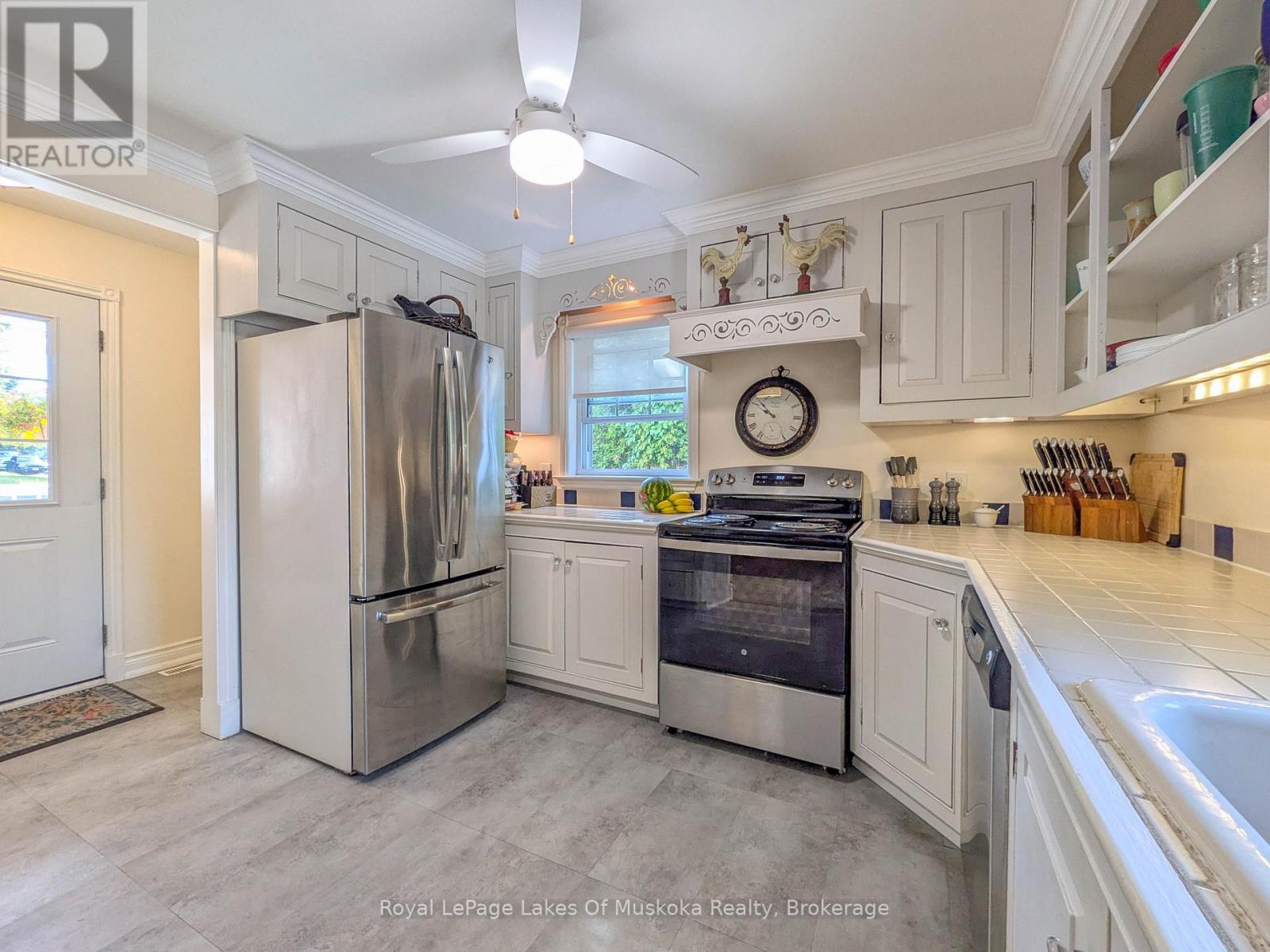 212 JAMES STREET - Image 9