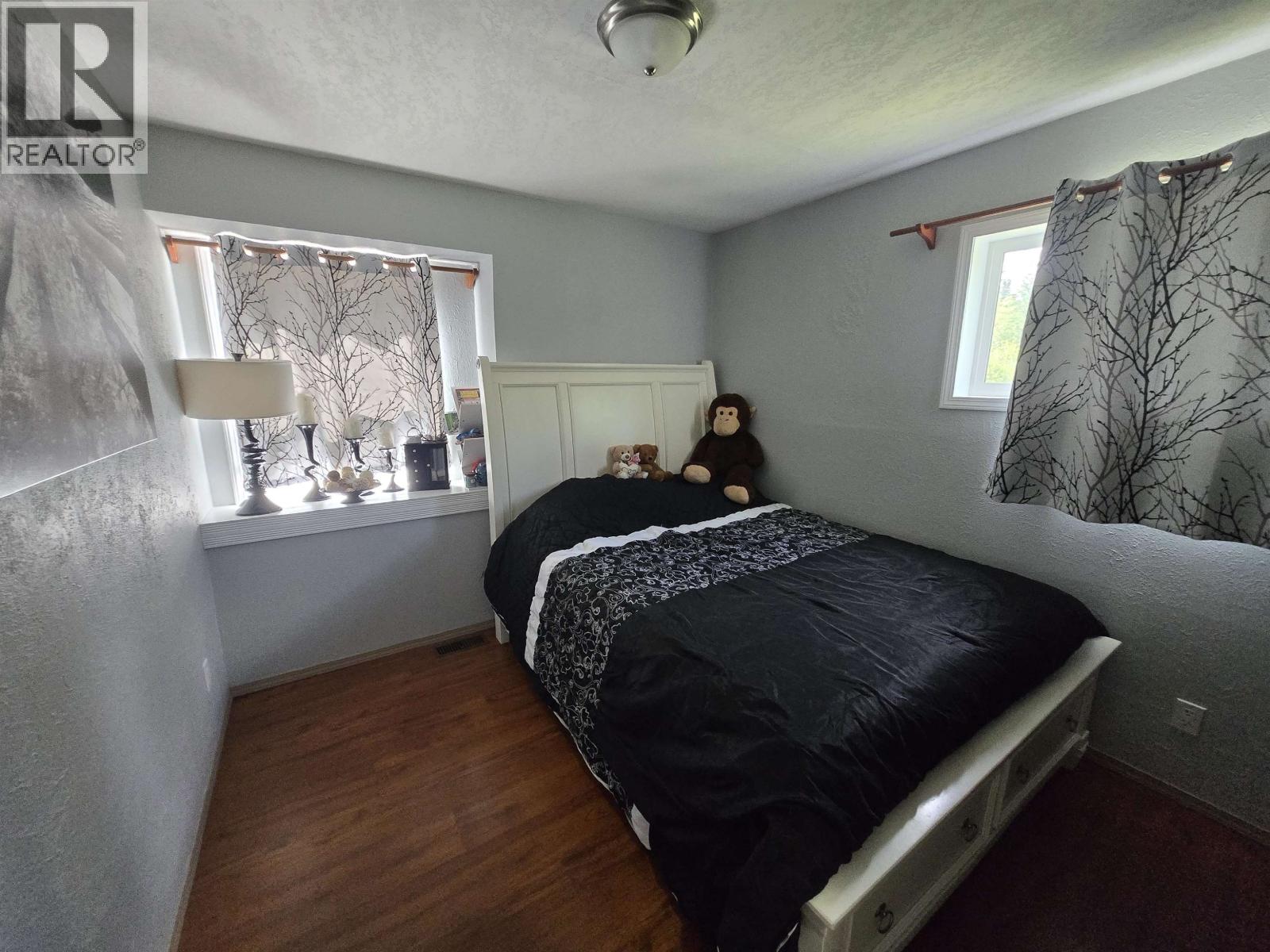 3219 HAYMAN CRESCENT - 24