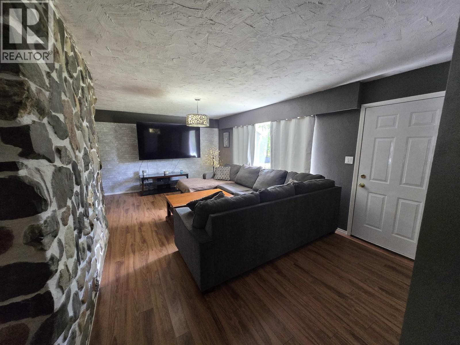 3219 HAYMAN CRESCENT - 16