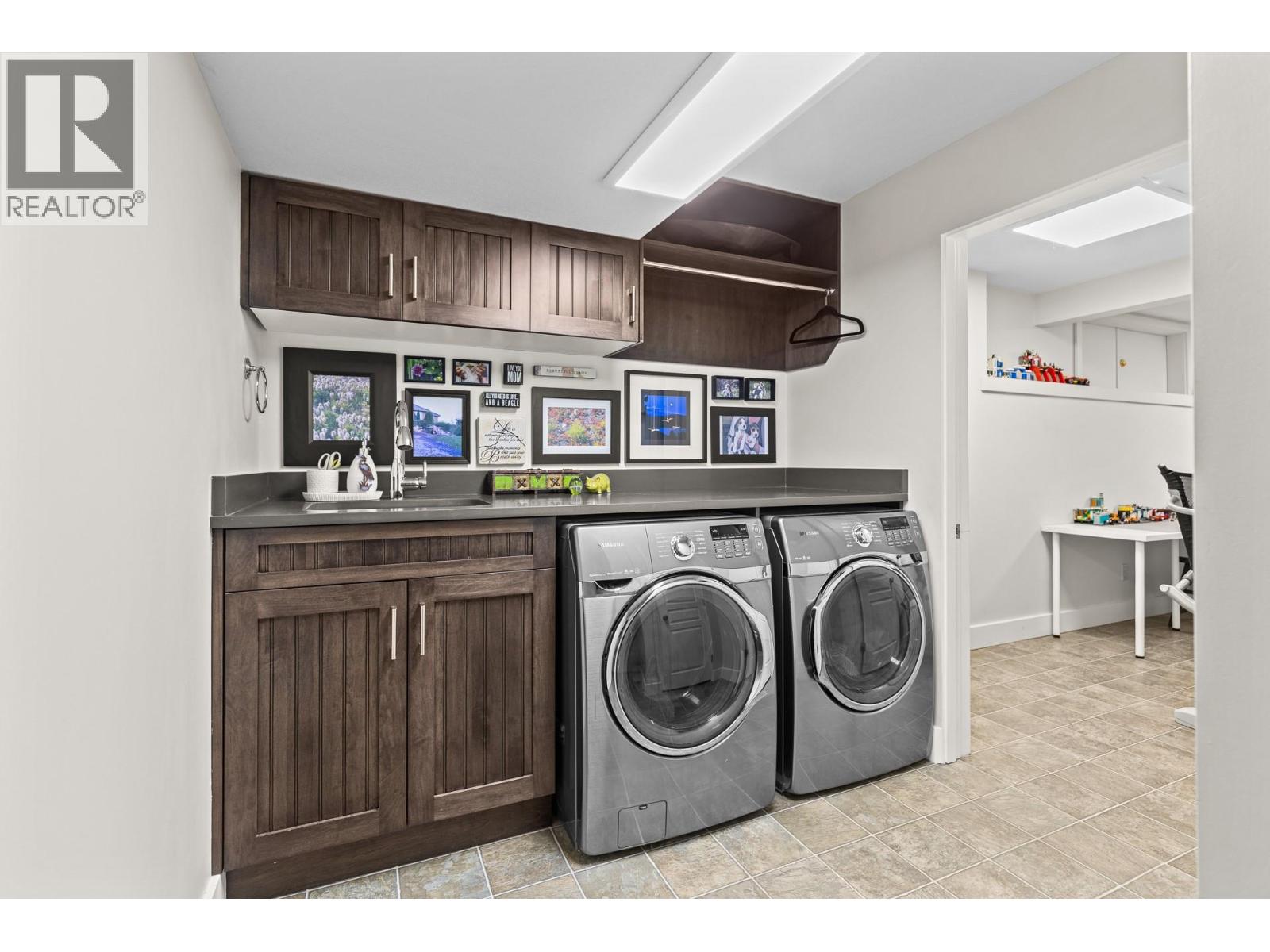1635 Gregory Road - 53