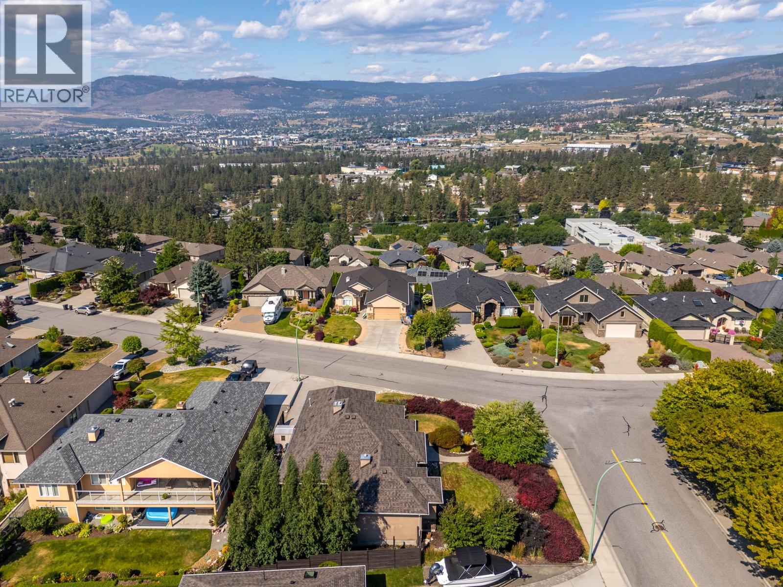 1635 Gregory Road - 88