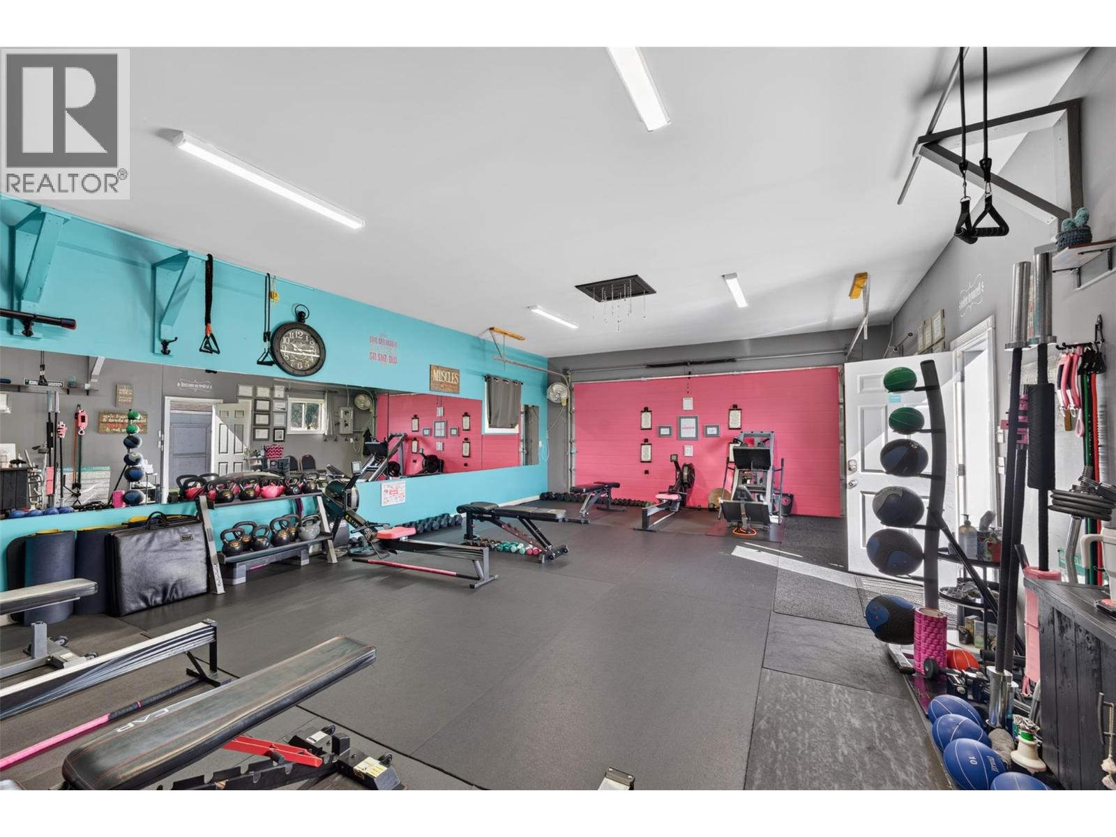1128 118 Avenue - Image 46