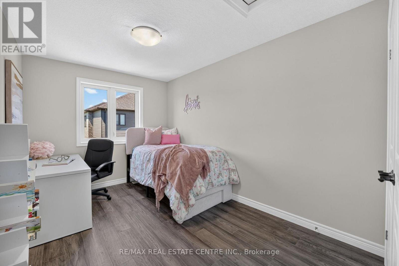 25 LAWSON STREET - 34
