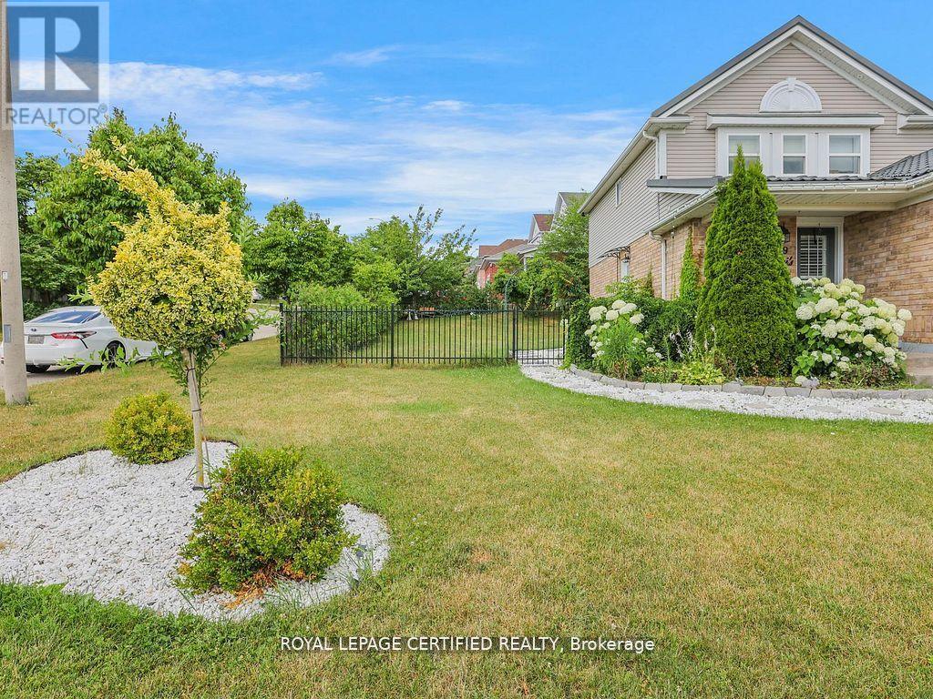 209 BRIARMEADOW DRIVE - 6