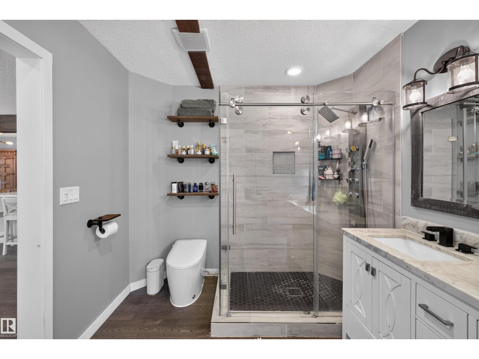 14447 107A AV NW - 16