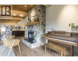 4pc Bathroom - 3153 Hall Road, Kelowna, BC V1W2R8 Photo 8