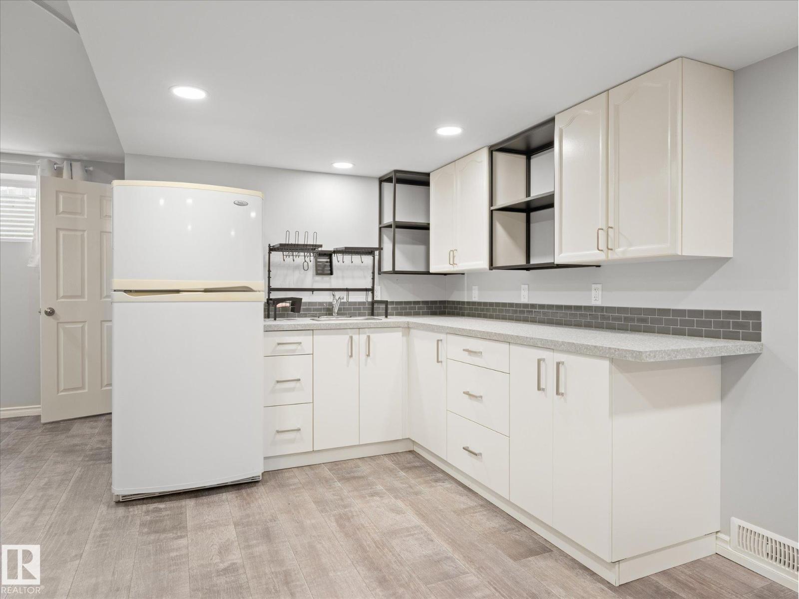 103 SOUTH CREEK WD - Image 32