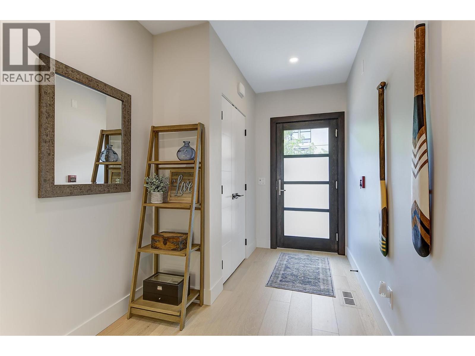 5979 Princess Street, Peachland