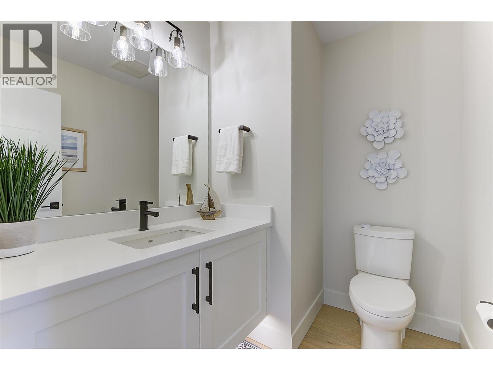 5979 Princess Street, Peachland